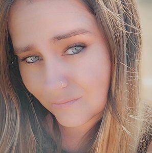 Meet your Posher, Brandy